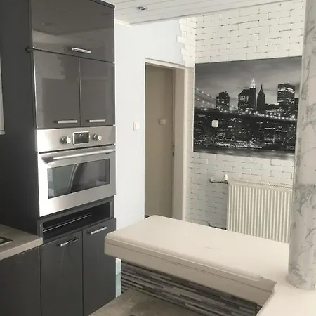 Gyoengyi Apartman Heviz Exterior photo