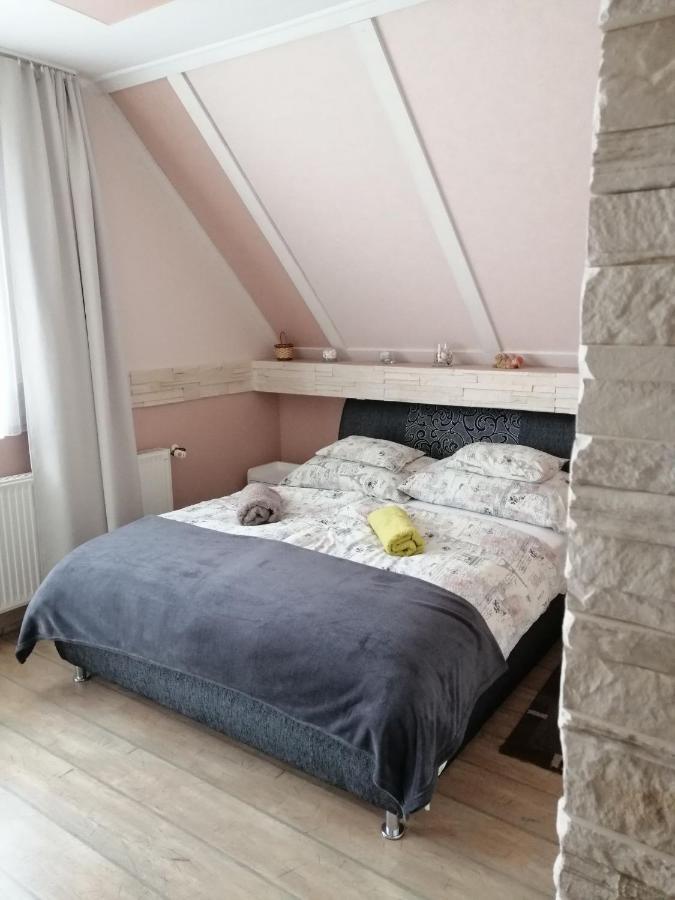 Gyoengyi Apartmán *